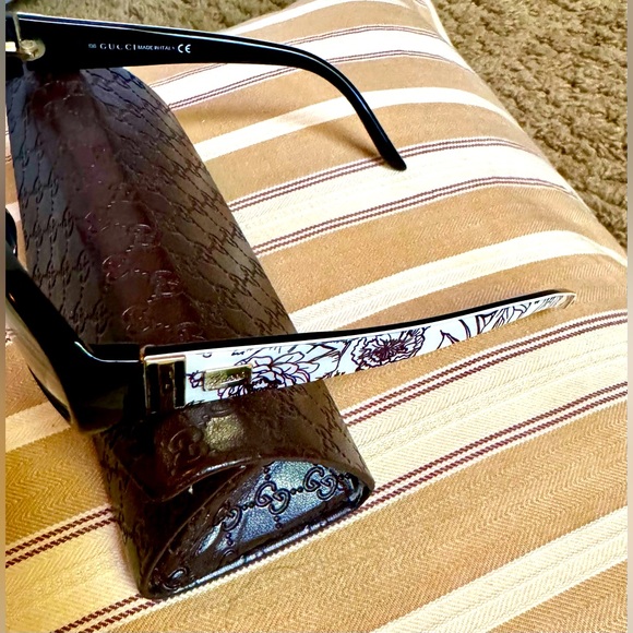 Gucci prescription glasses - Picture 4 of 9